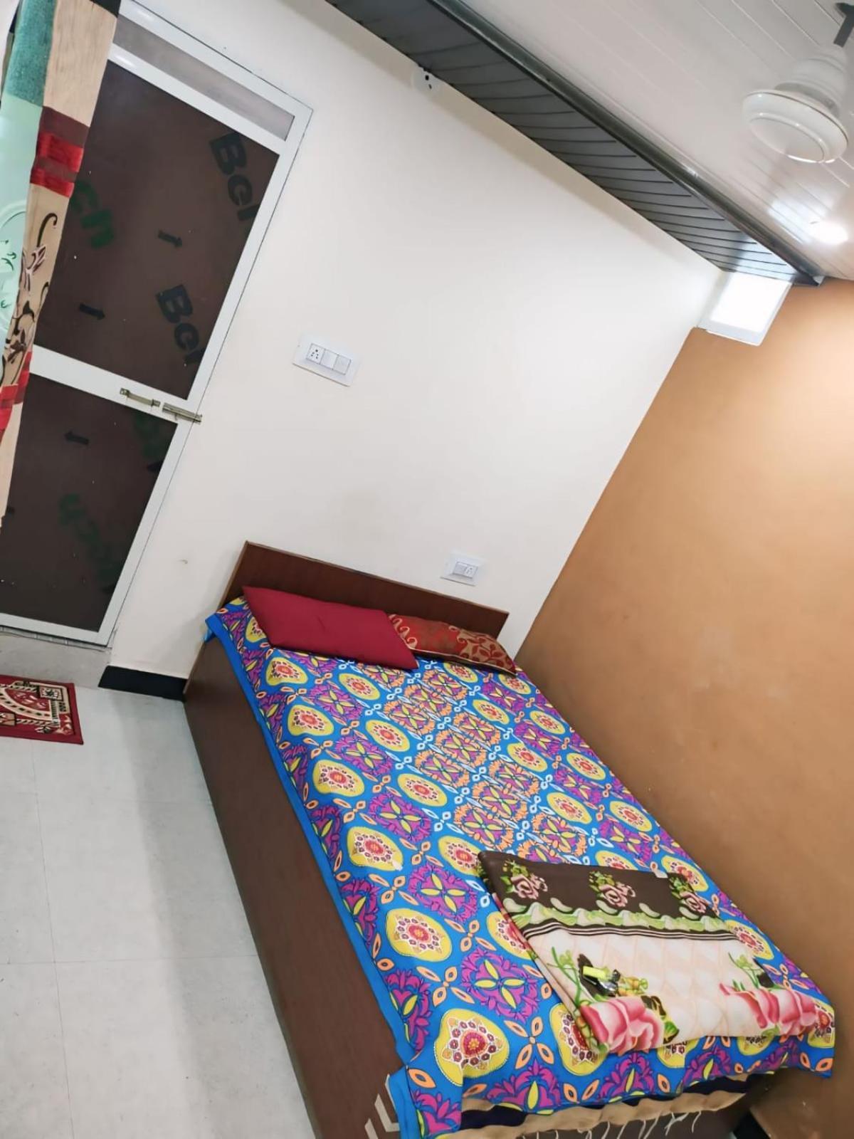 Kailash Kuti Guest House 우자인 객실 사진